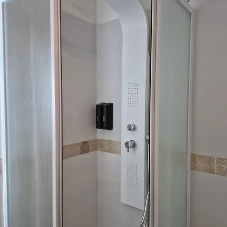 Apartment Loveroom - - Sauna - Privatif - Escape Game - Terrasse Carcassonne