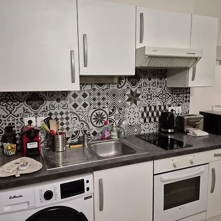 Loveroom - - Sauna - Privatif - Escape Game - Terrasse * Carcassonne