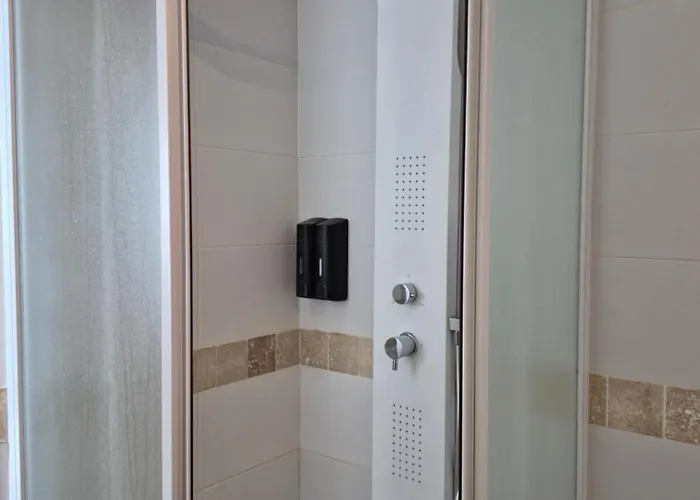 Apartment Loveroom - - Sauna - Privatif - Escape Game - Terrasse Carcassonne