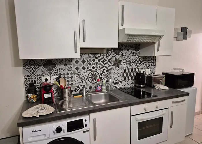 Loveroom - - Sauna - Privatif - Escape Game - Terrasse * Carcassonne